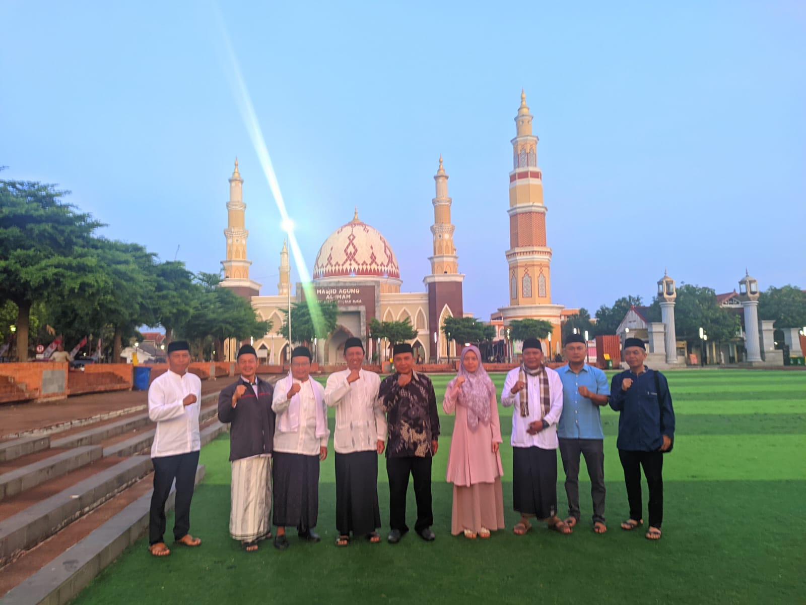 Mendapingi Camat Sindang